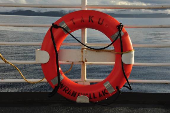 Nosso ferry na Inside Passage, trecho entre Sitka e Ketchikan, no sudeste do Alaska
